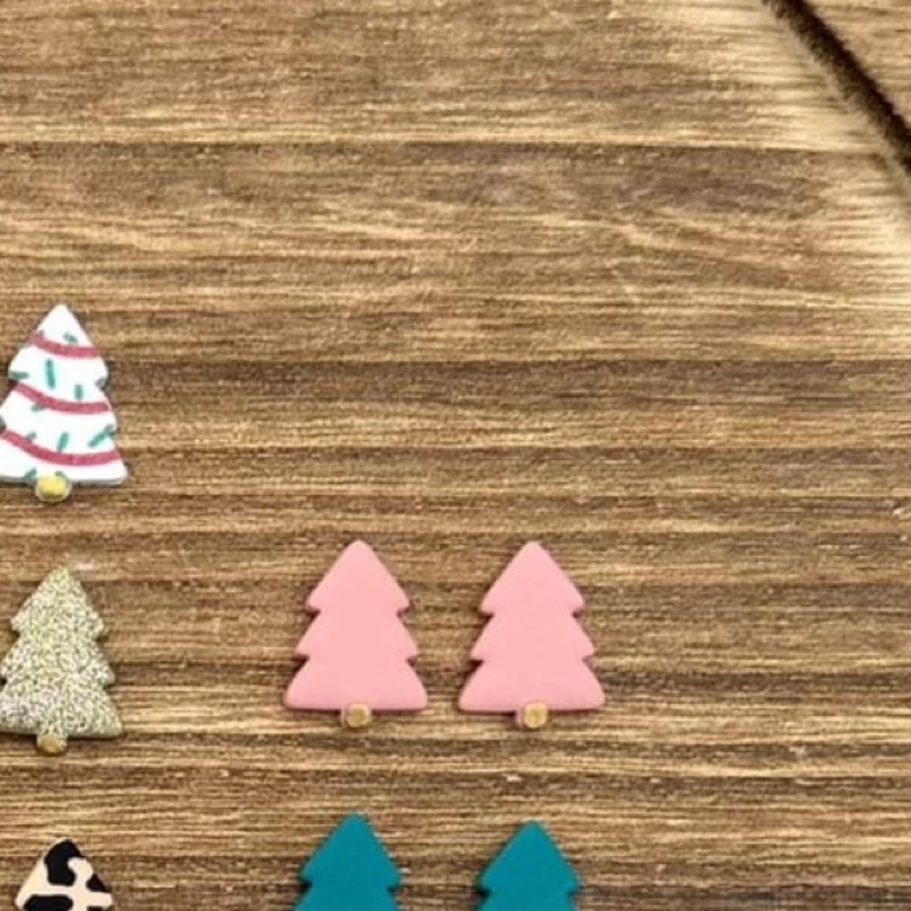 Pink pinkmas Christmas tree stud earrings